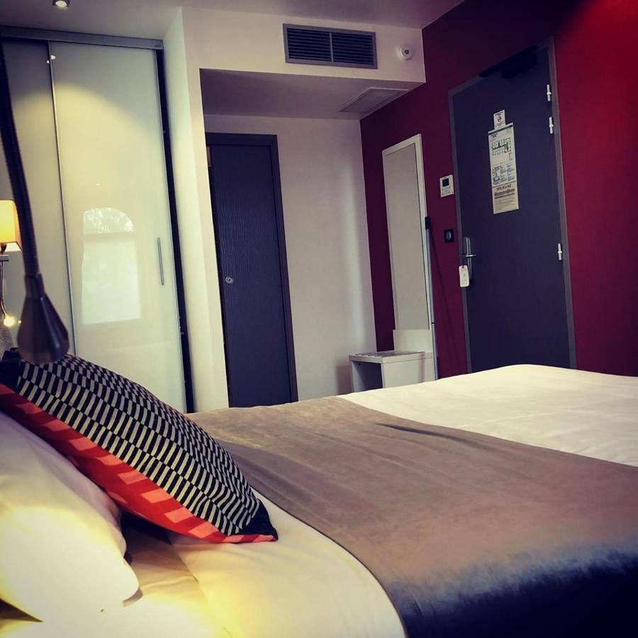 Hotel De La Paix Bapaume Eksteriør bilde